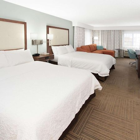 Hampton Inn Бърч Рън Екстериор снимка