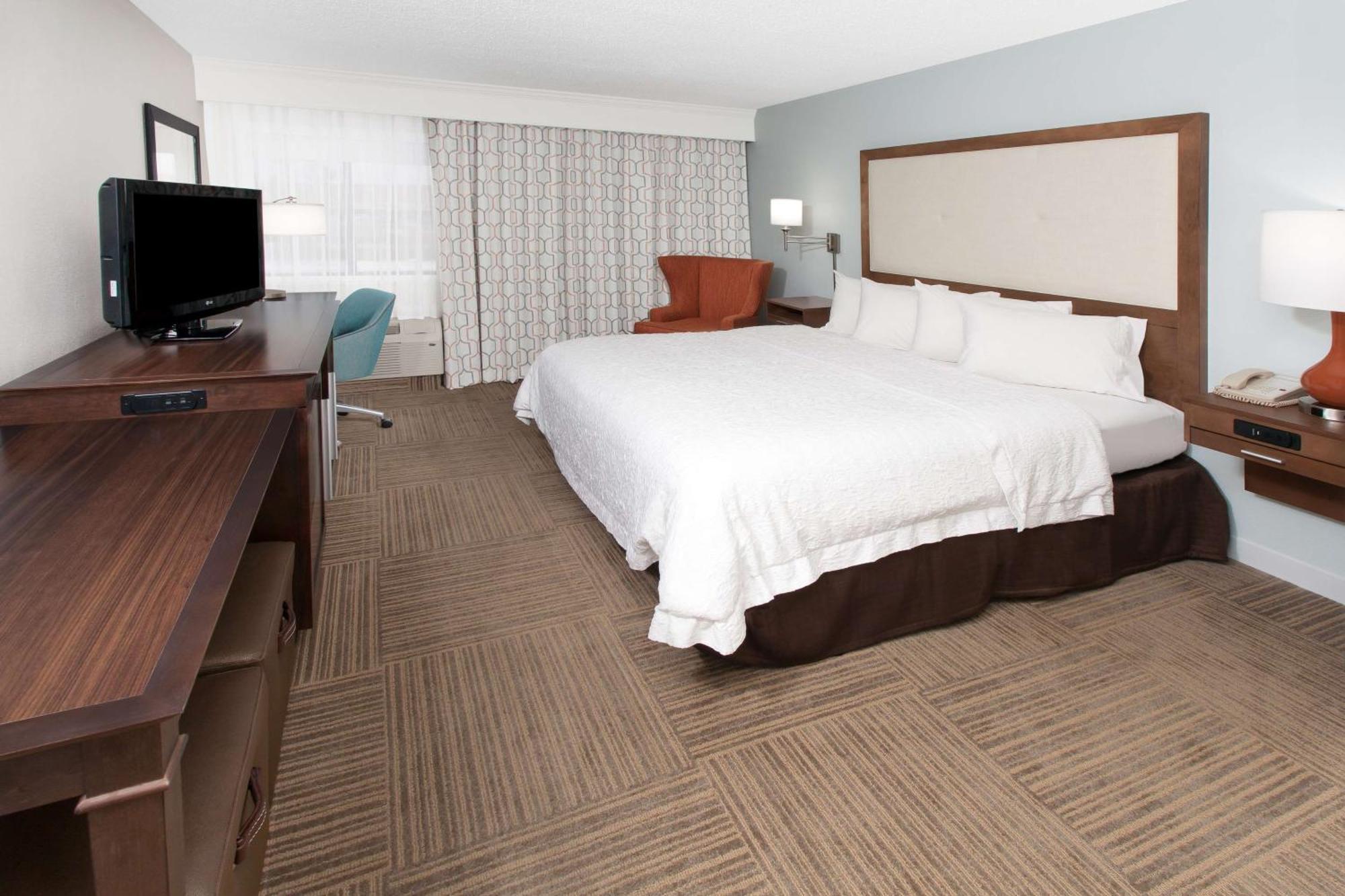 Hampton Inn Бърч Рън Екстериор снимка