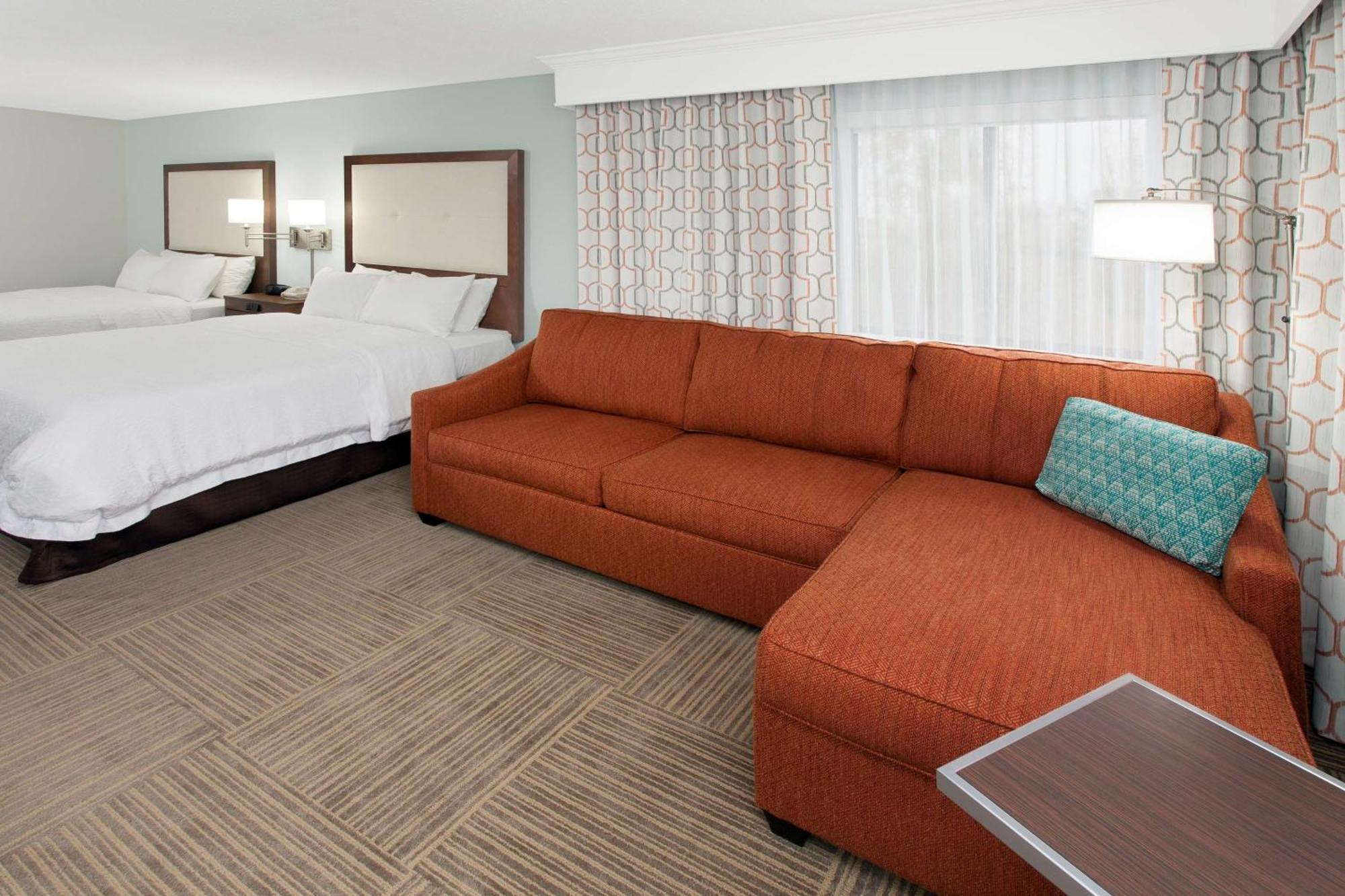 Hampton Inn Бърч Рън Екстериор снимка